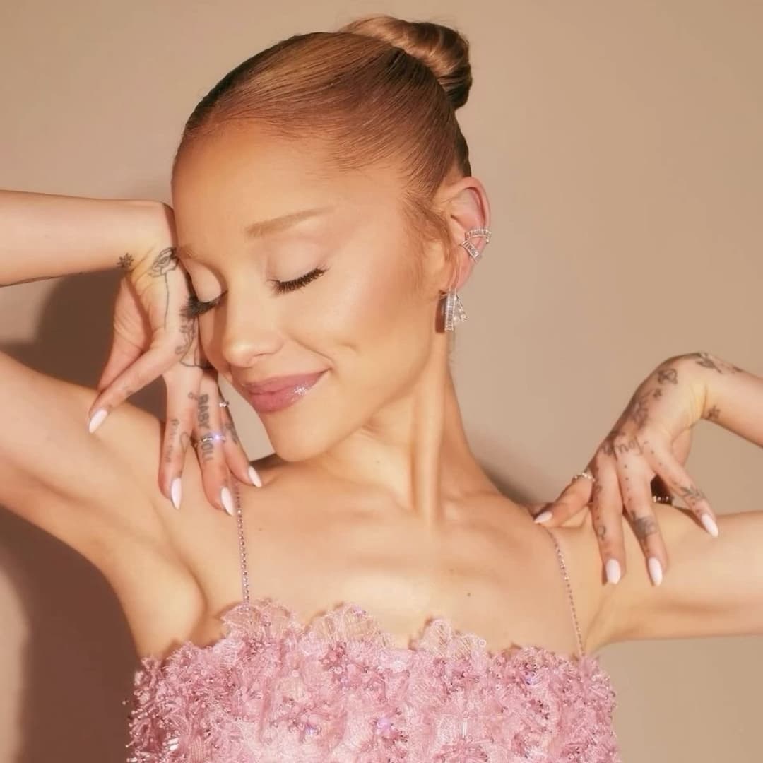 Ariana Grande is my favourite and only porn ??