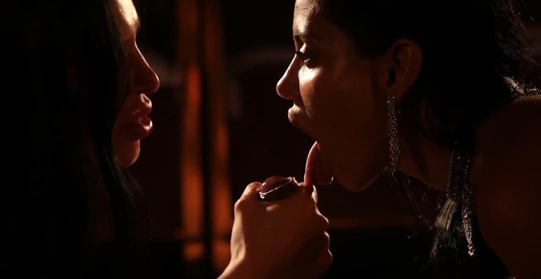 Frames of threesome between Aaron Rock, Canela Skin and Kira Queen