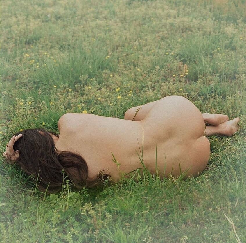 Kacey Musgraves Big Luscious Breast & Hot Beautiful Ass & Banging Body makes me Leak so much ??