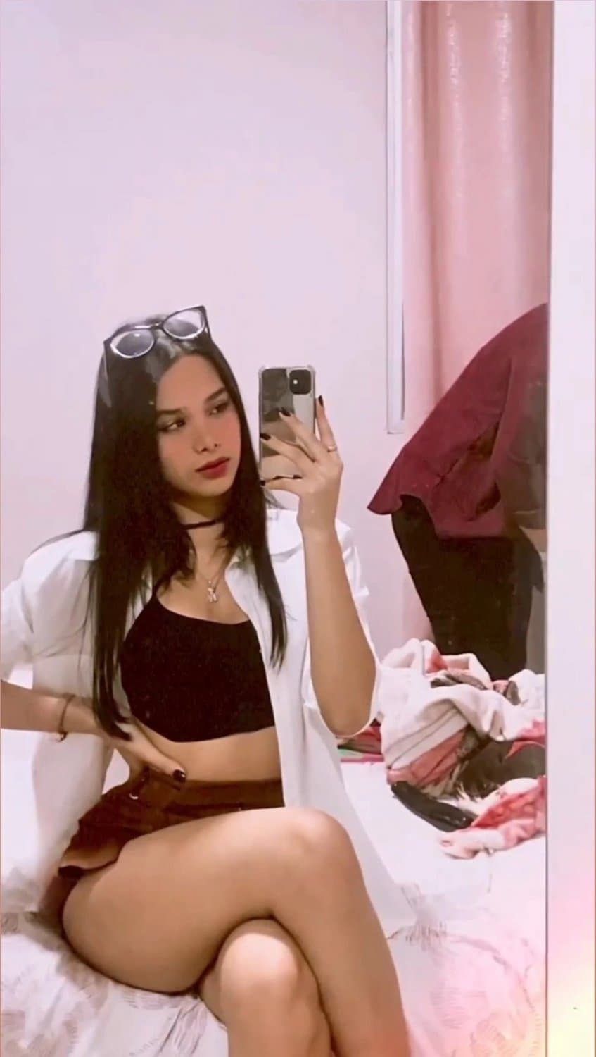 Ecuatorianas #5: Nicole Mdz