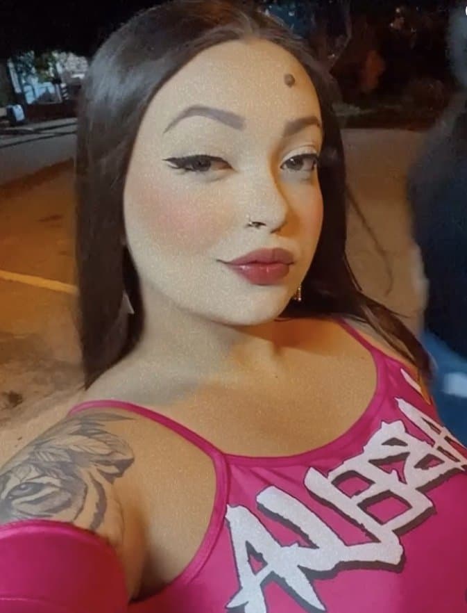 Branquinha gostosa do instagram (comentem)