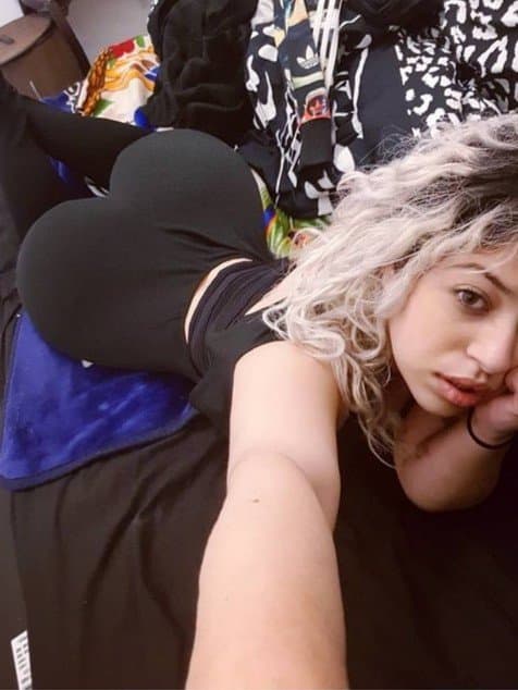 Click to view full size Heart Shaped Big Phat Ass ❤️