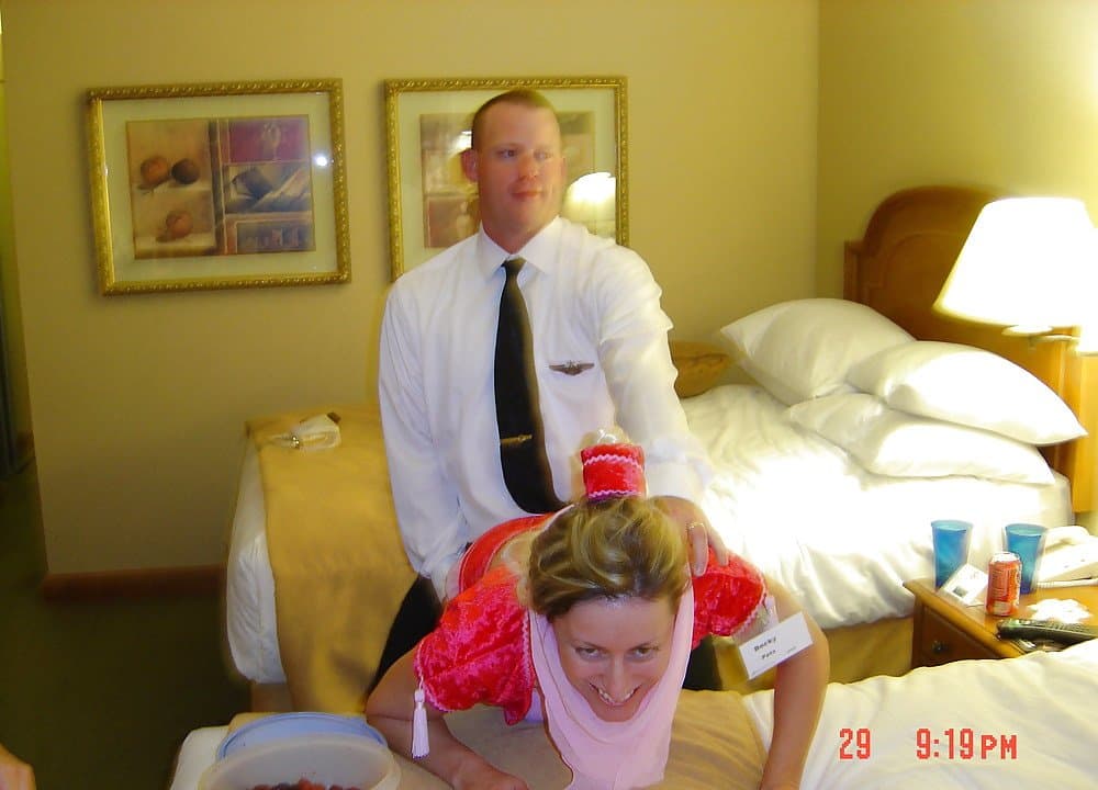 Becky & Pete love to Swing and Party