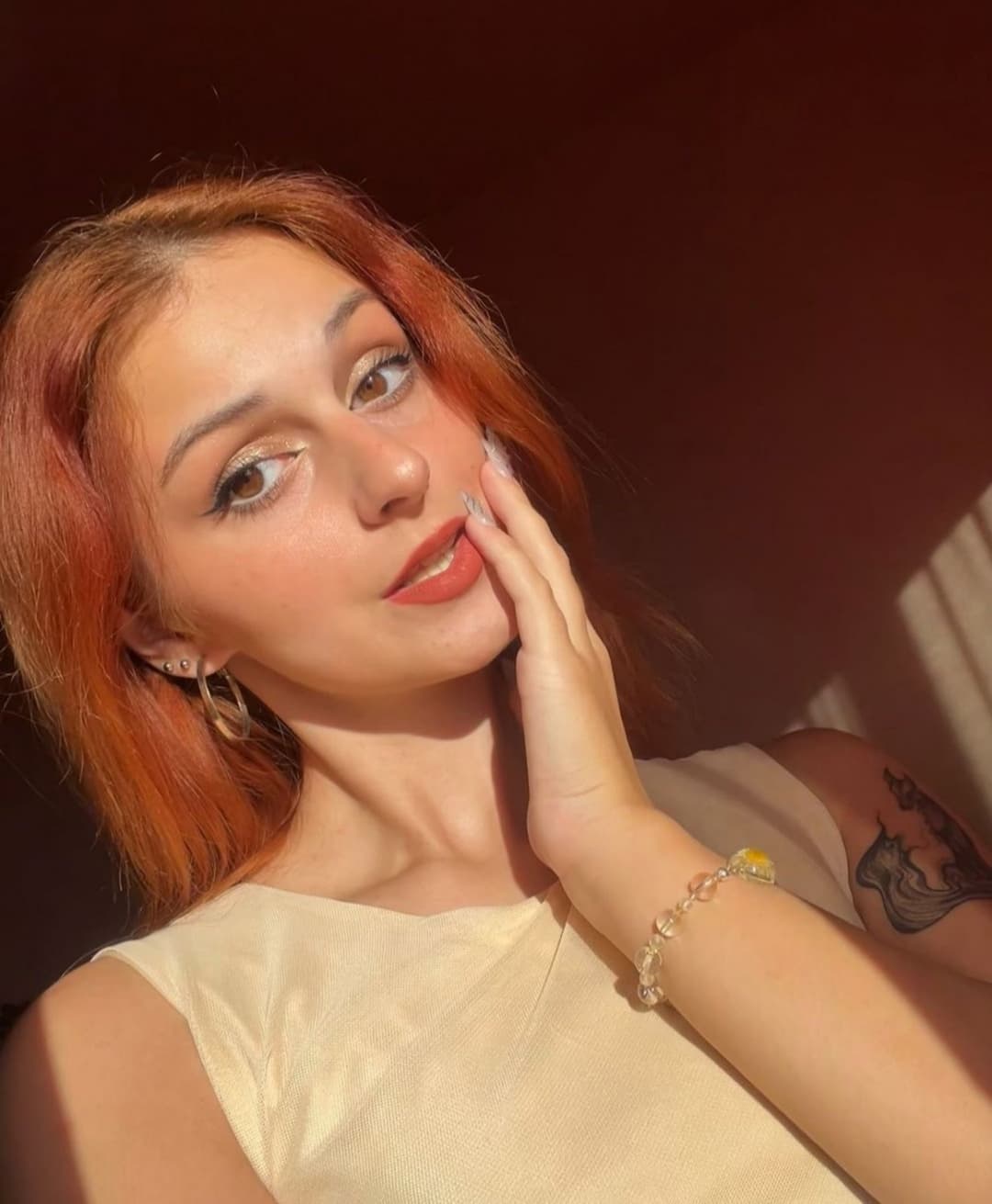 horny coworker wanted to share jasmin 21 because she is made for big cocks