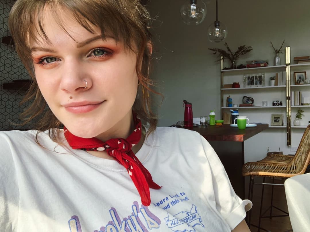 Click to view full size Fat Breasted Alt Girl