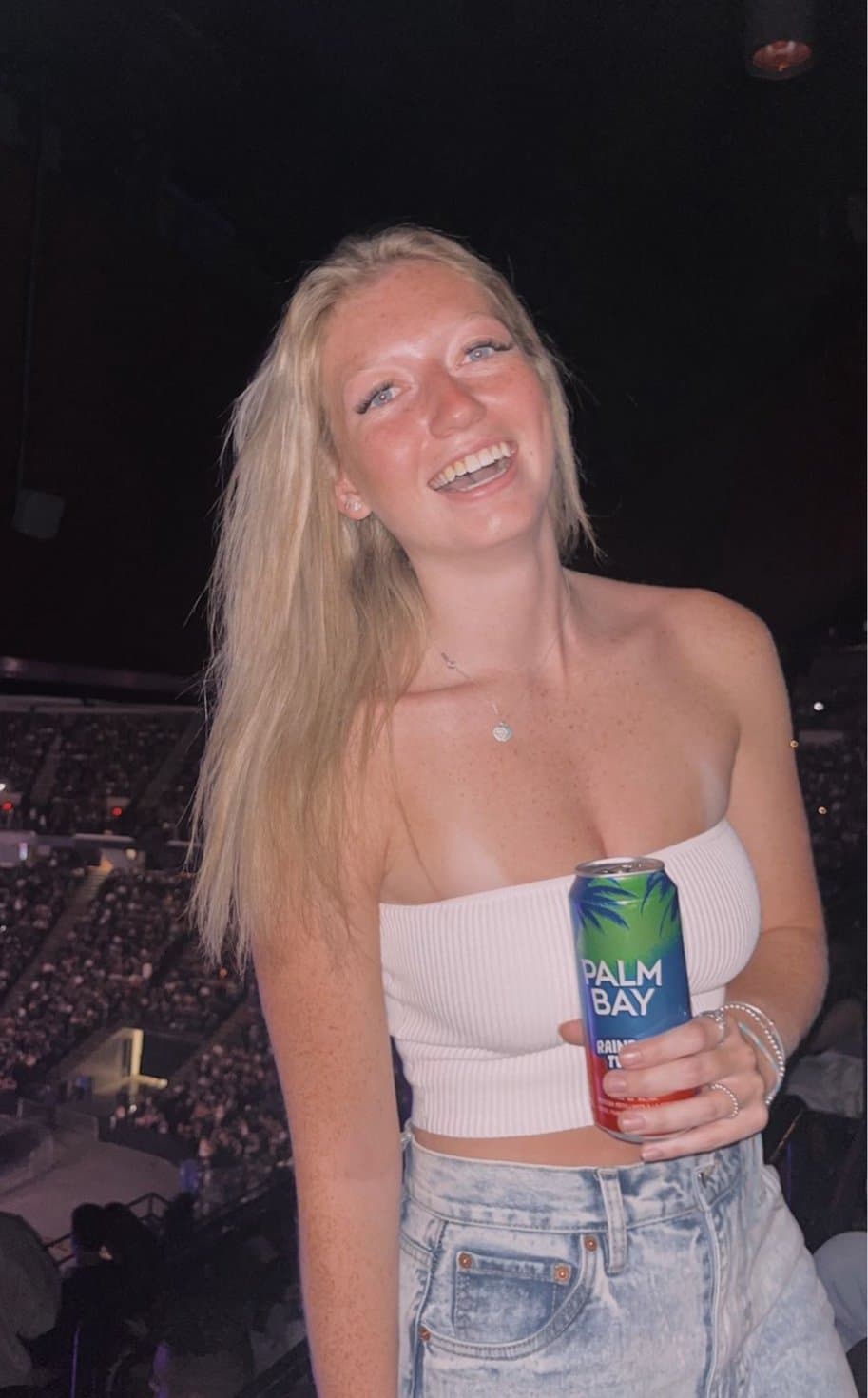 About to fire off this morning wood load to my drunk cousins friend. What a fucking slut