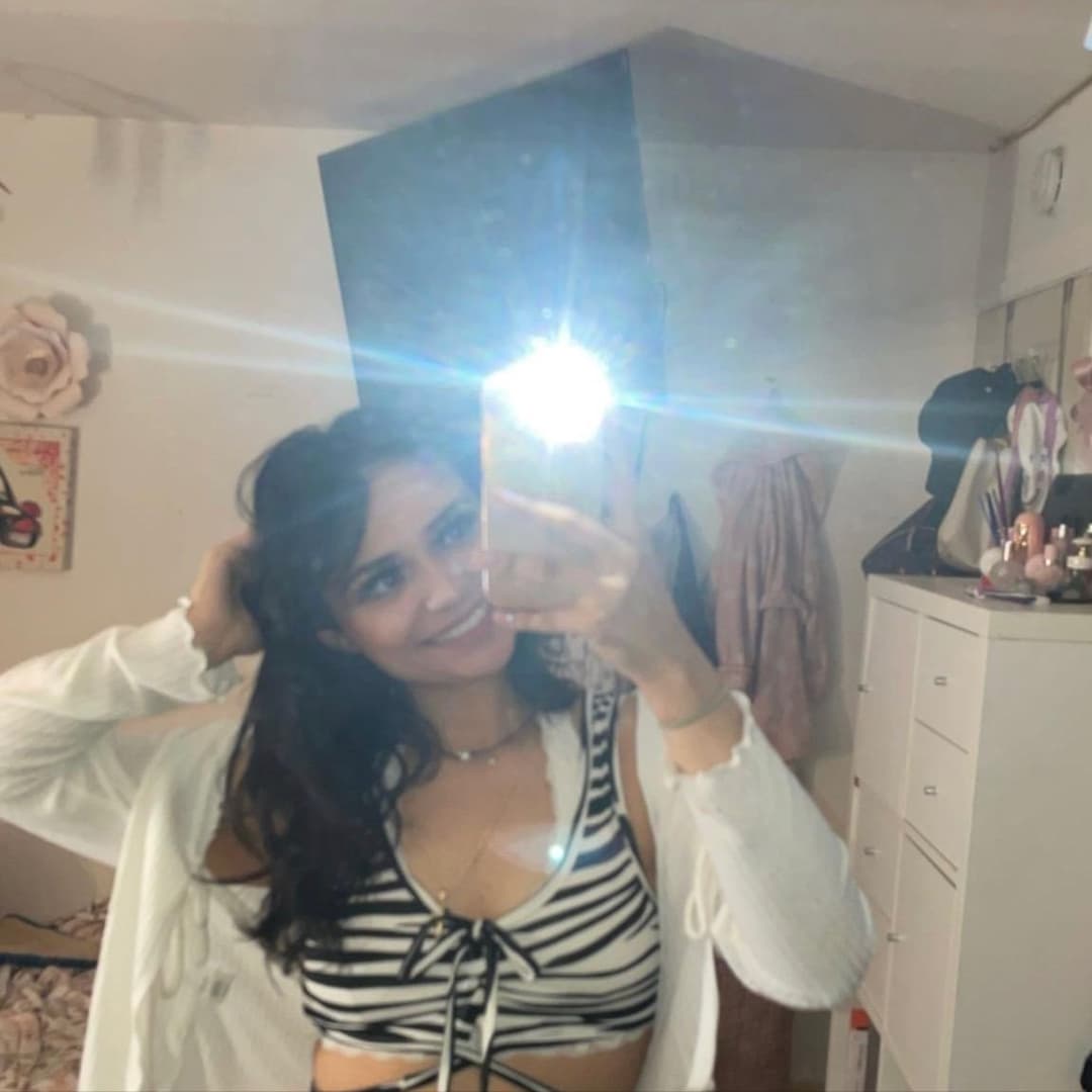 Extremely slutty Evelyn