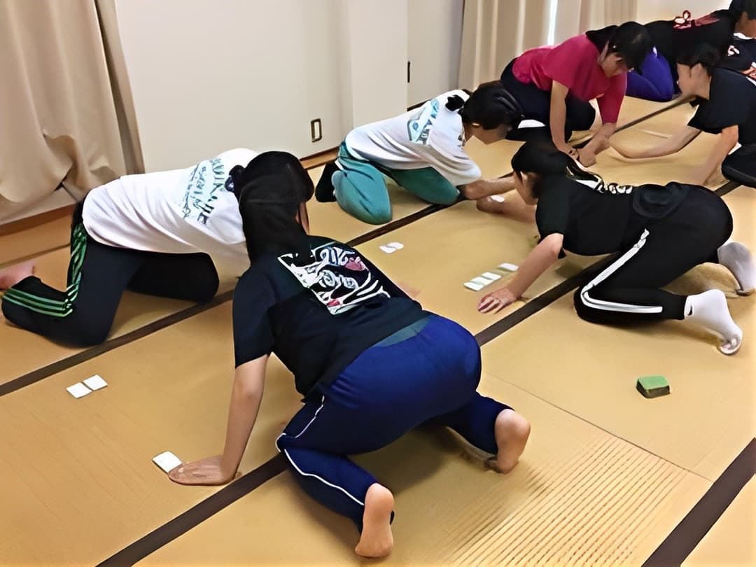 Japanese sexy karuta