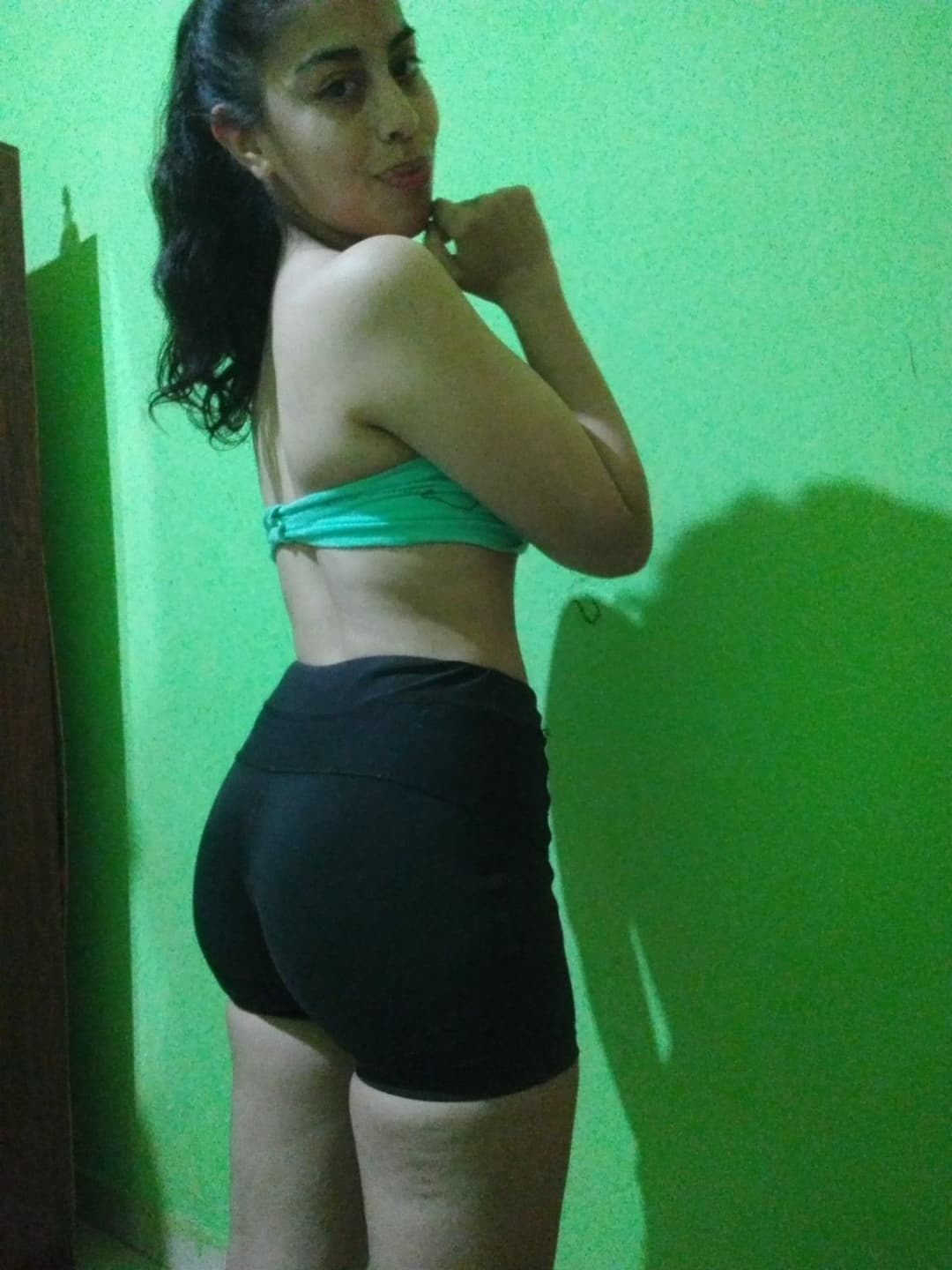Click to view full size Este post es puro culo! (Carla B)