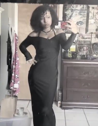 Tiny petite teen marli risk.. kik cwngyy with her pic be brutal with her