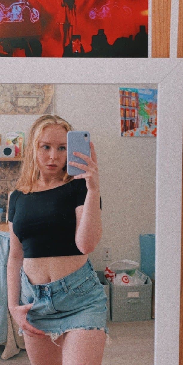 Tight College Slut Kerry