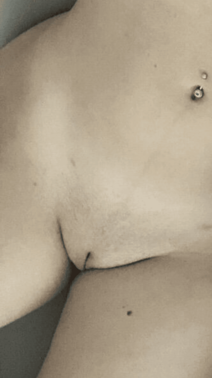 Great PHAT ass on this ginger MILF whore