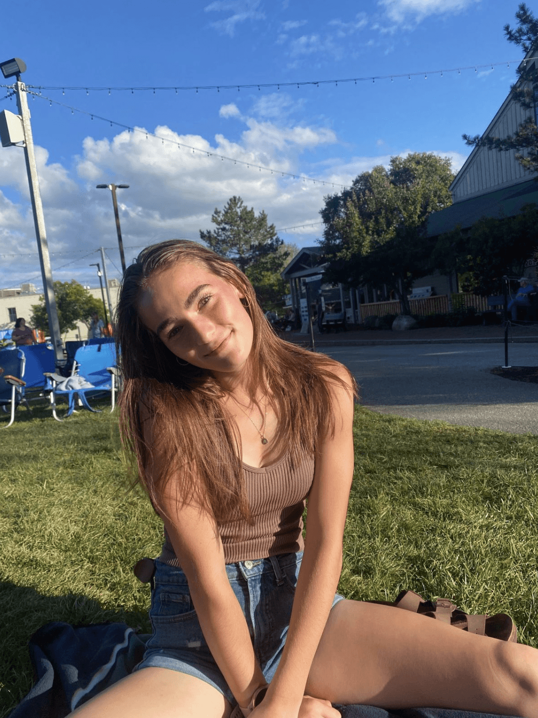 Cute young slut Abigail leaks