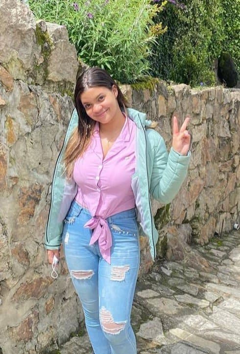 Desi South Indian Very Beautiful Busty Bimbo Randi Influencer Sexy Full Nude Show