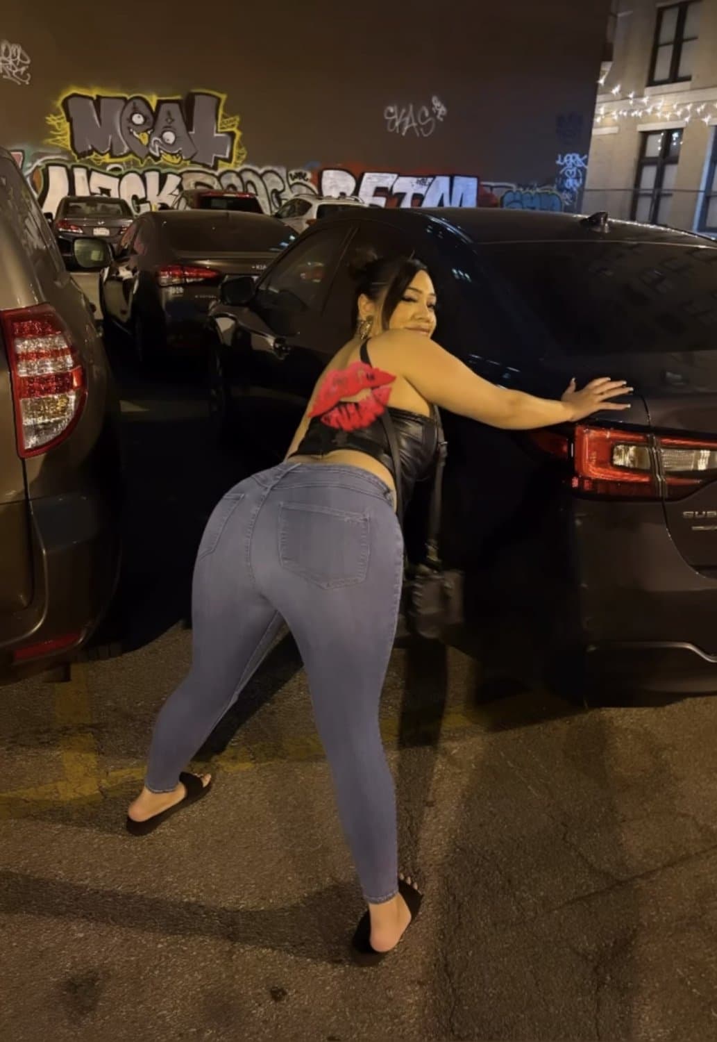 I went thru my bop managers phone message me for exclusives ? lil sneak peek