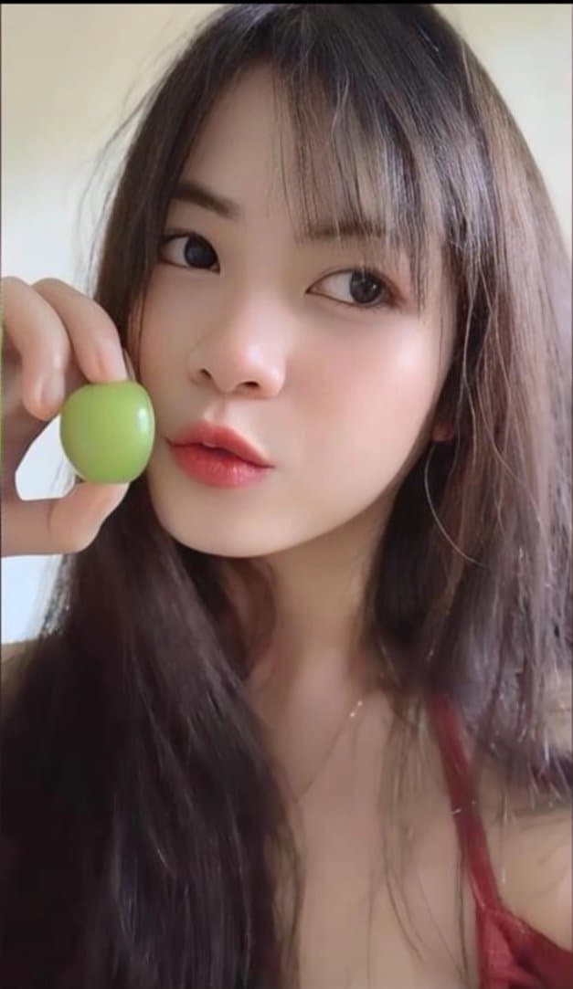 Whore Gift Semen Tank Big Breasts Full Pussy Whore Gift Breeder