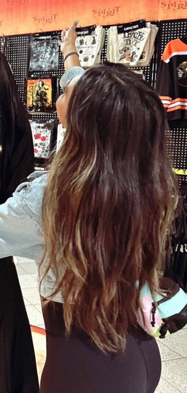 Click to view full size Emily Agard - Desi brown whore loves showing off those curry cannons & her feet for us to beat off