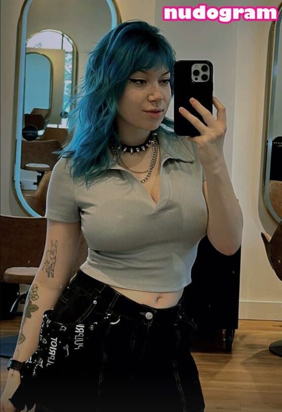 Click to view full size Uwucaptain666 pics that make ur dong explode