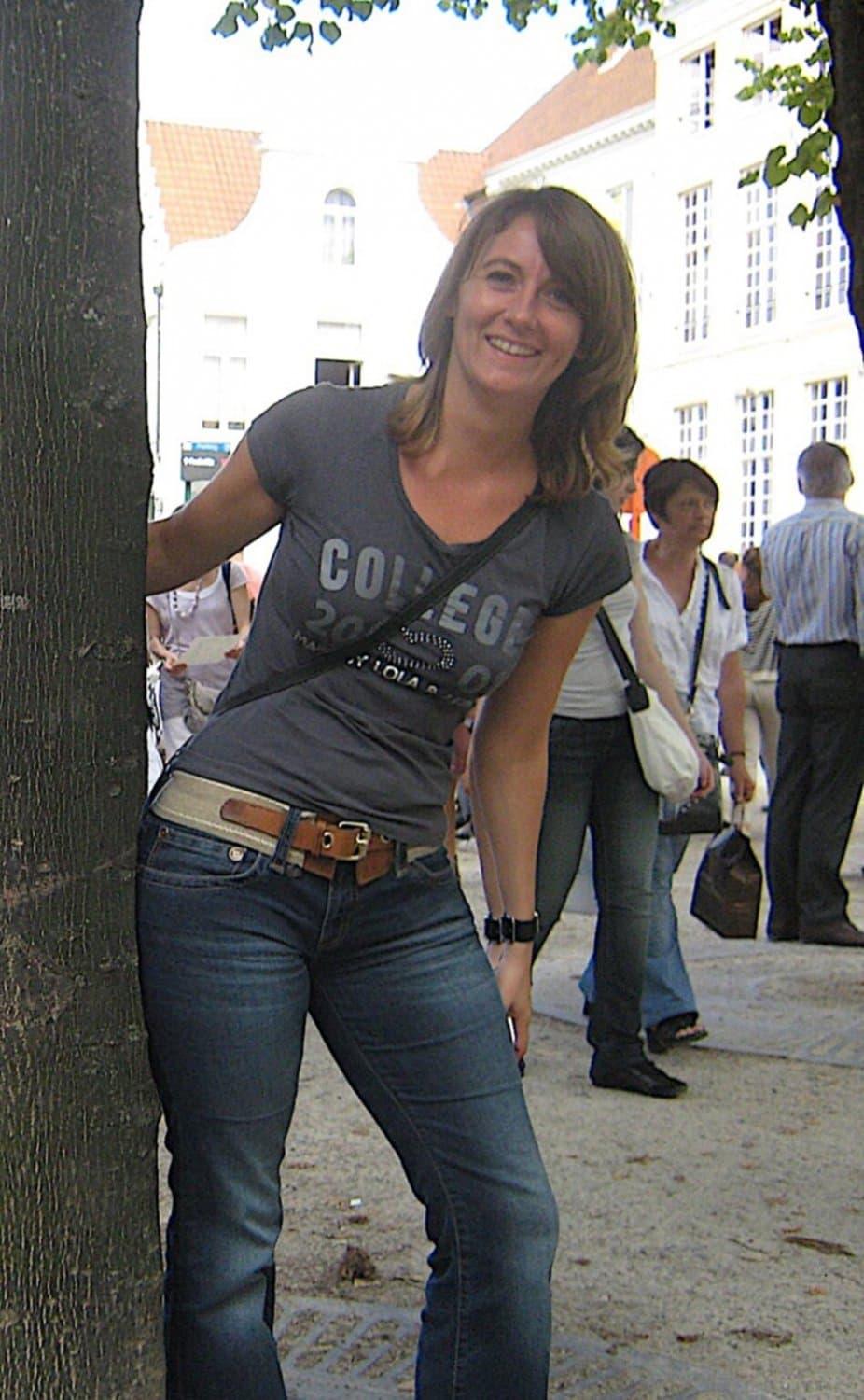 Wife with Amazing Hourglass Shape & Bubble Butt