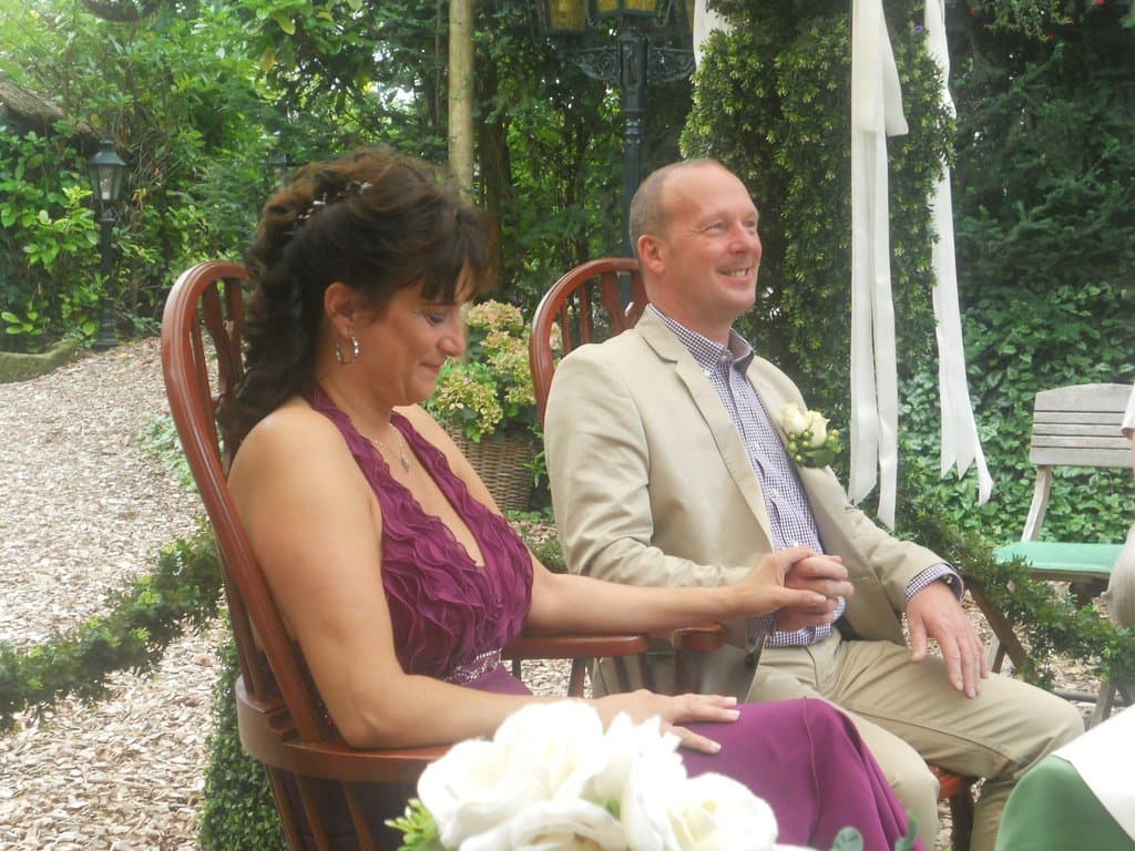 Click to view full size Dutch hotwife in action