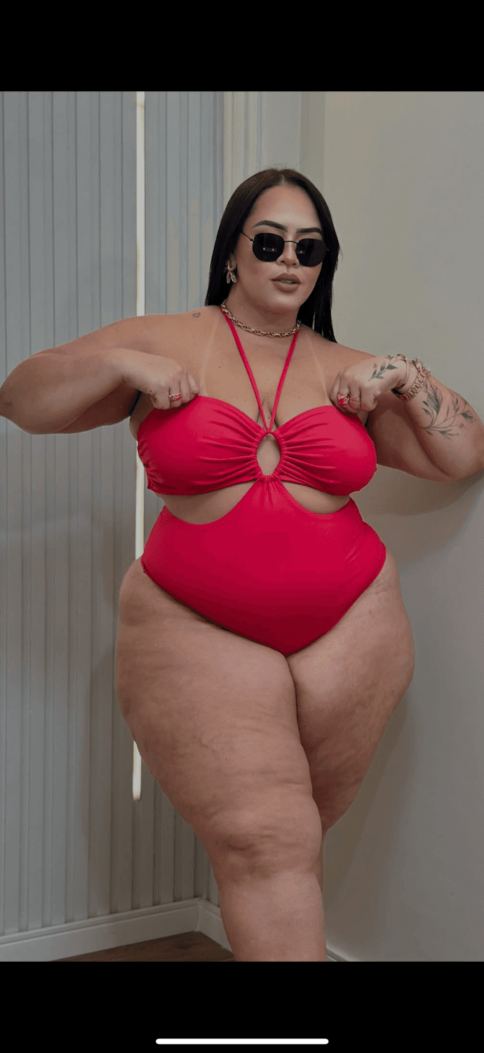 XTRA Cellulite Plus size babe Sassa Guedes. GordiBuena Brasilera