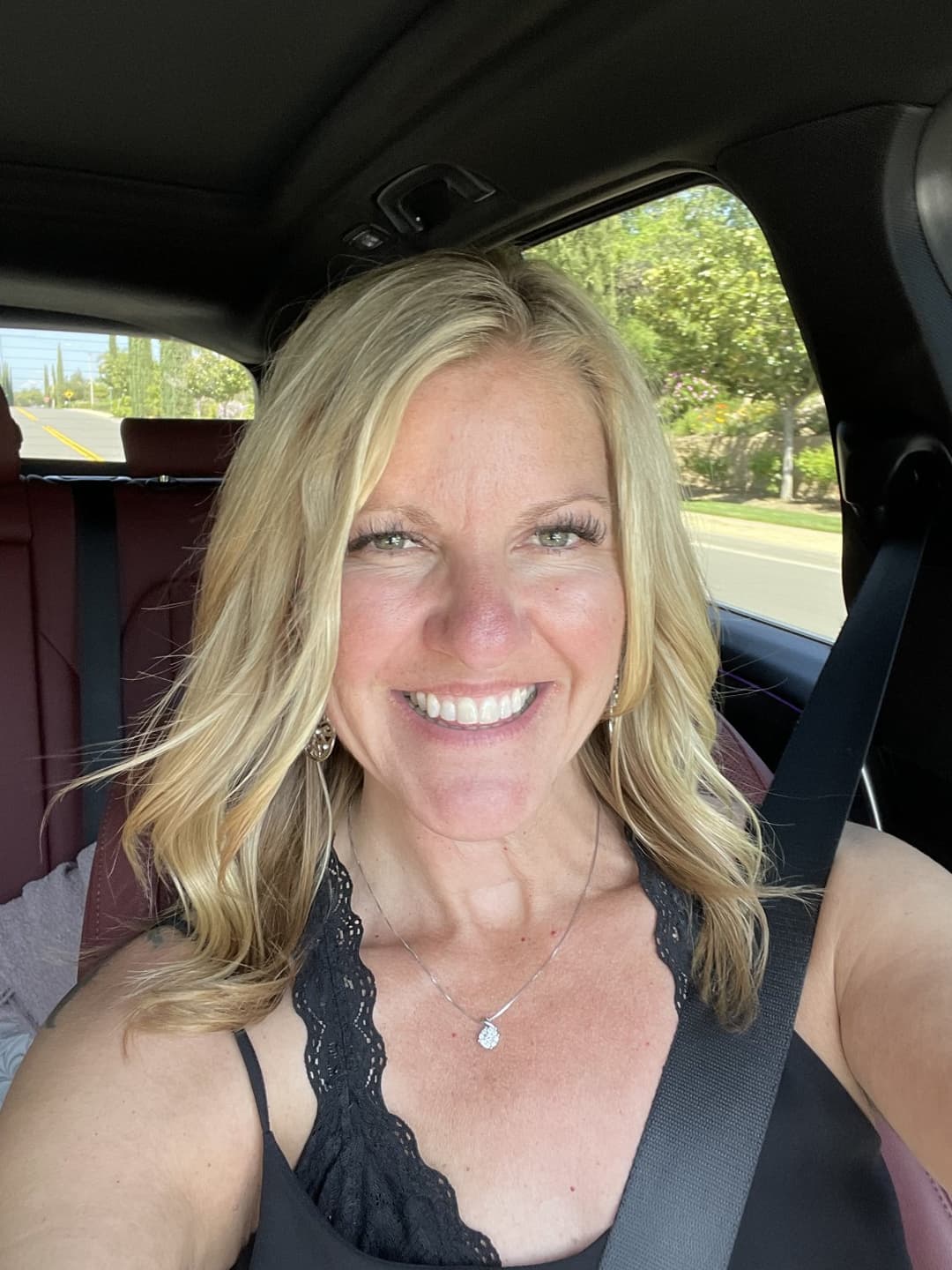 20230424_215453346_iOS