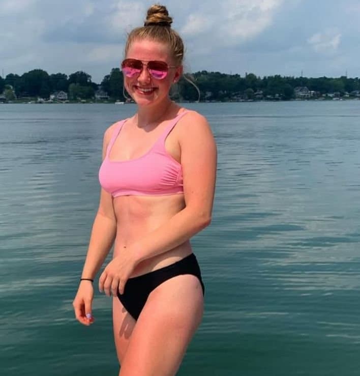 Chatpic risked teen Calista (20) IRL submitted