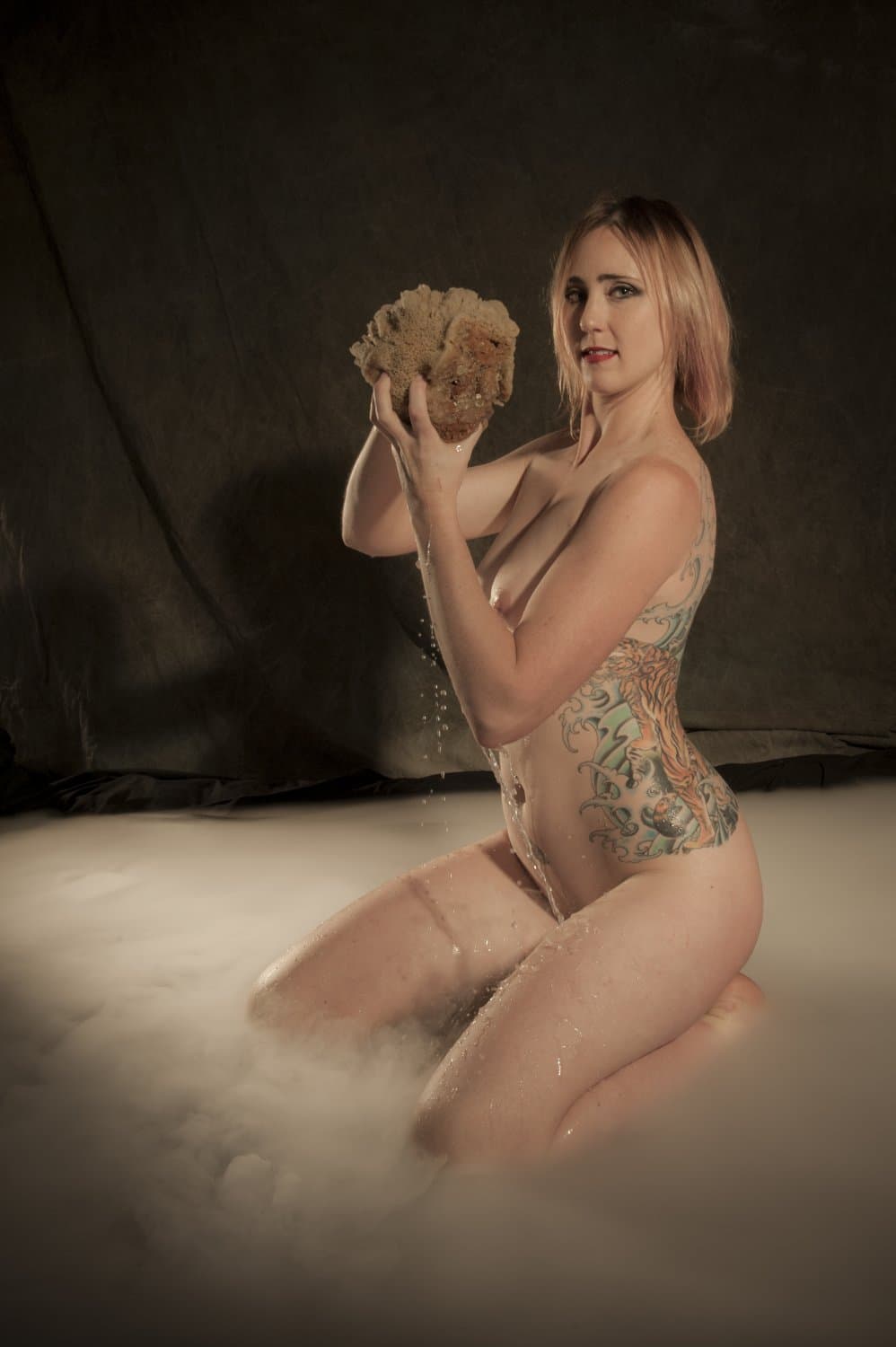 Click to view full size Wife modeling nude in fog