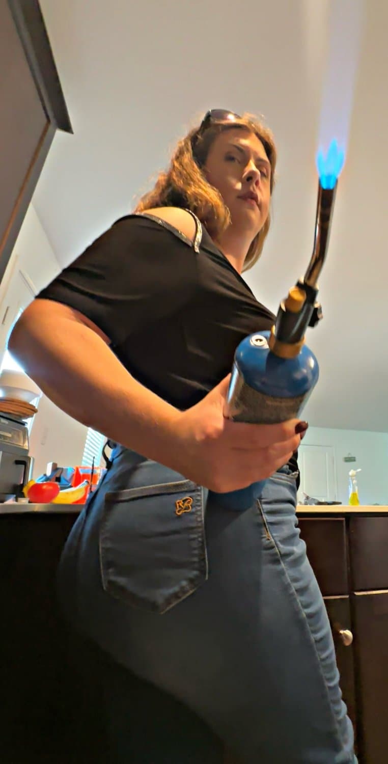 POV Caught Creepshots Fat Ass Pawg Mom caught you and lets you eat her ass and fuck her anal 100%