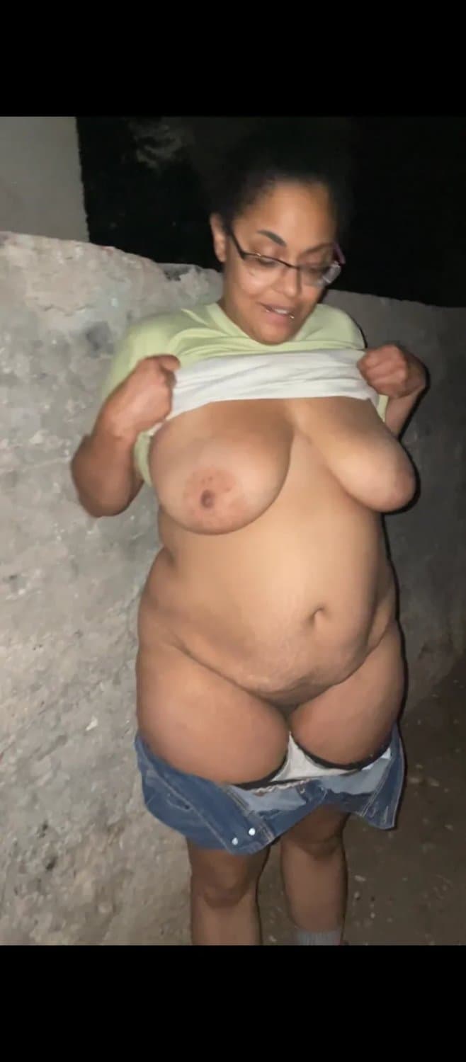 Click to view full size Sexy ebony Reddit girl