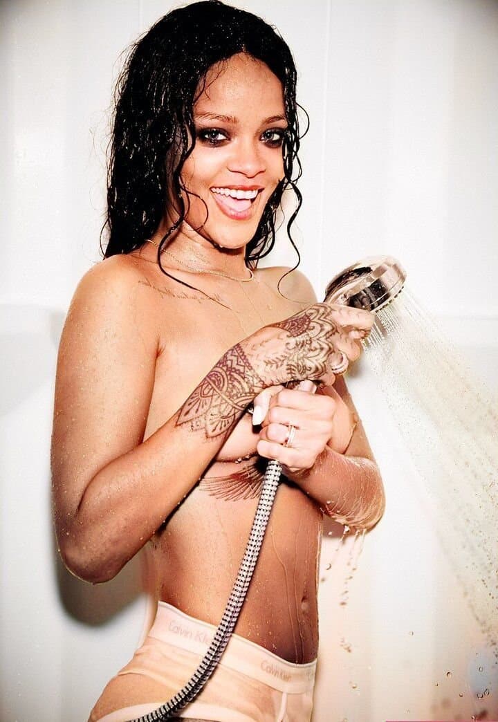 Rihanna Is Such A Beautiful Goddess Slut How Could You Not Resist A Edging Session ??