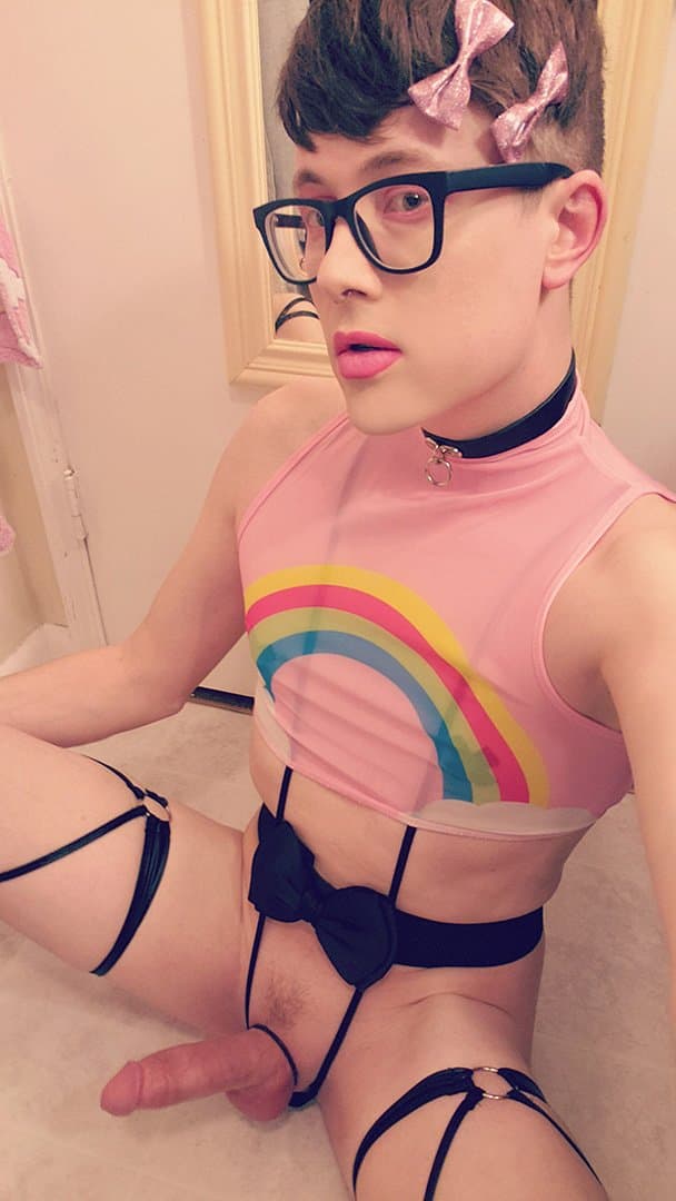 ɉɇꟊꟊɇlⱥȼrøix "hooker barbie bitch" & "rainbow slut" ? [sissy cd bimbo]