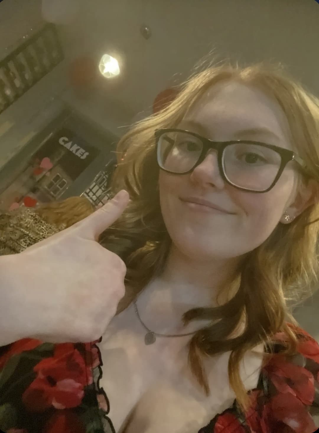 18 yr Cute teen leaked nudes