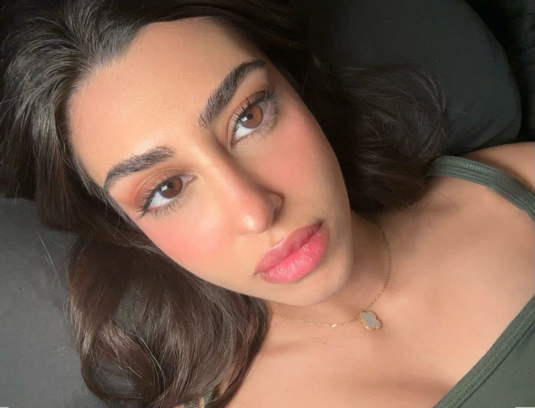 Arab whore flexible ballerina fucktoy