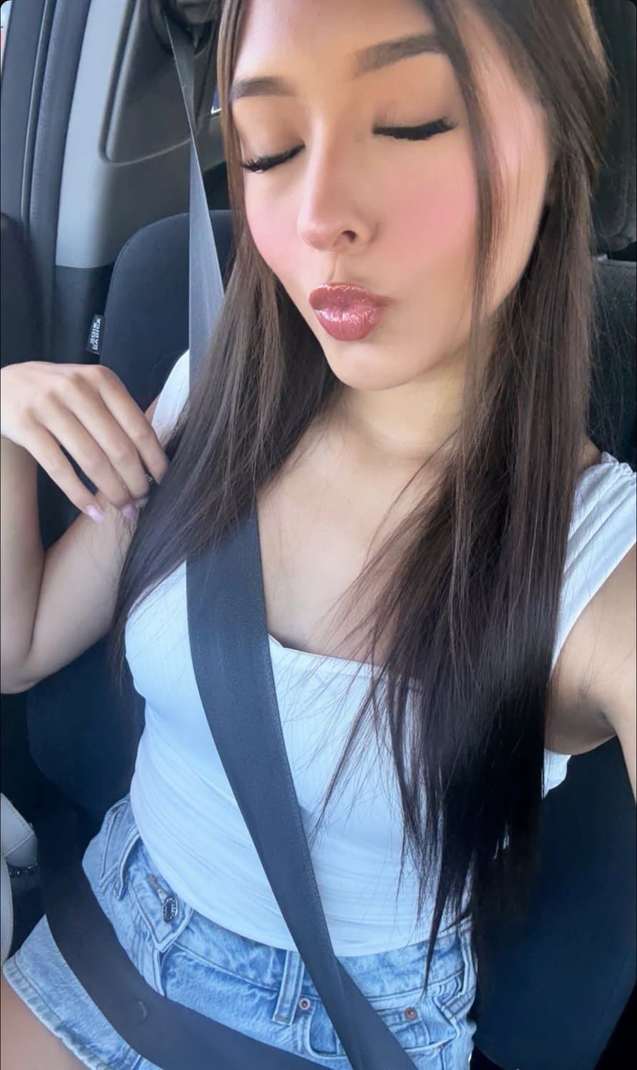 Jewels irl sexy Latina