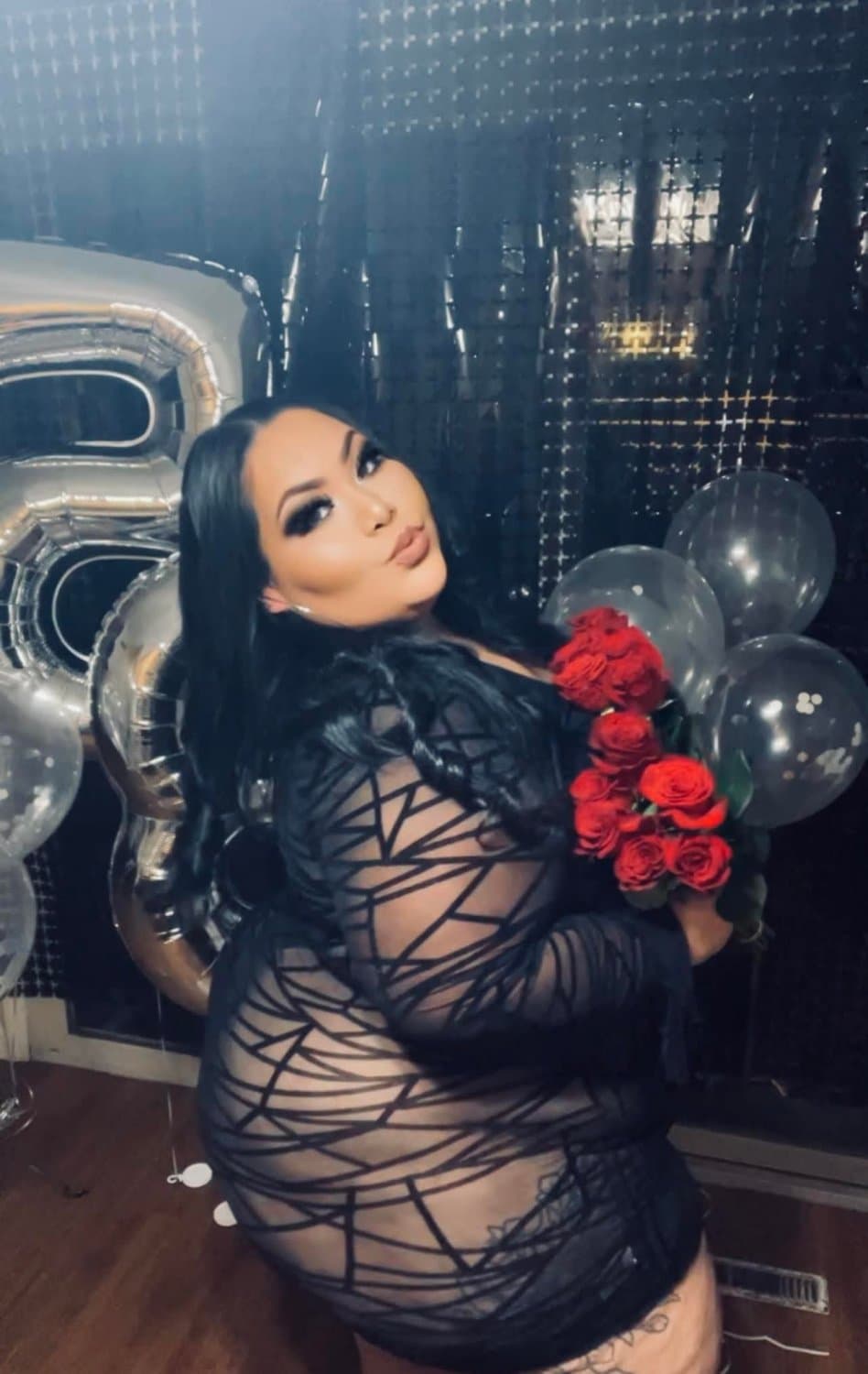 MASSIVE HUGE THICK BIG OLE BOOTY ASS SSBBW LATINA