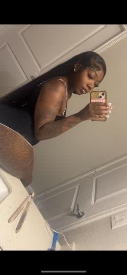 Strippers Dancers La Club 444 Credit ? or Strip Club ?