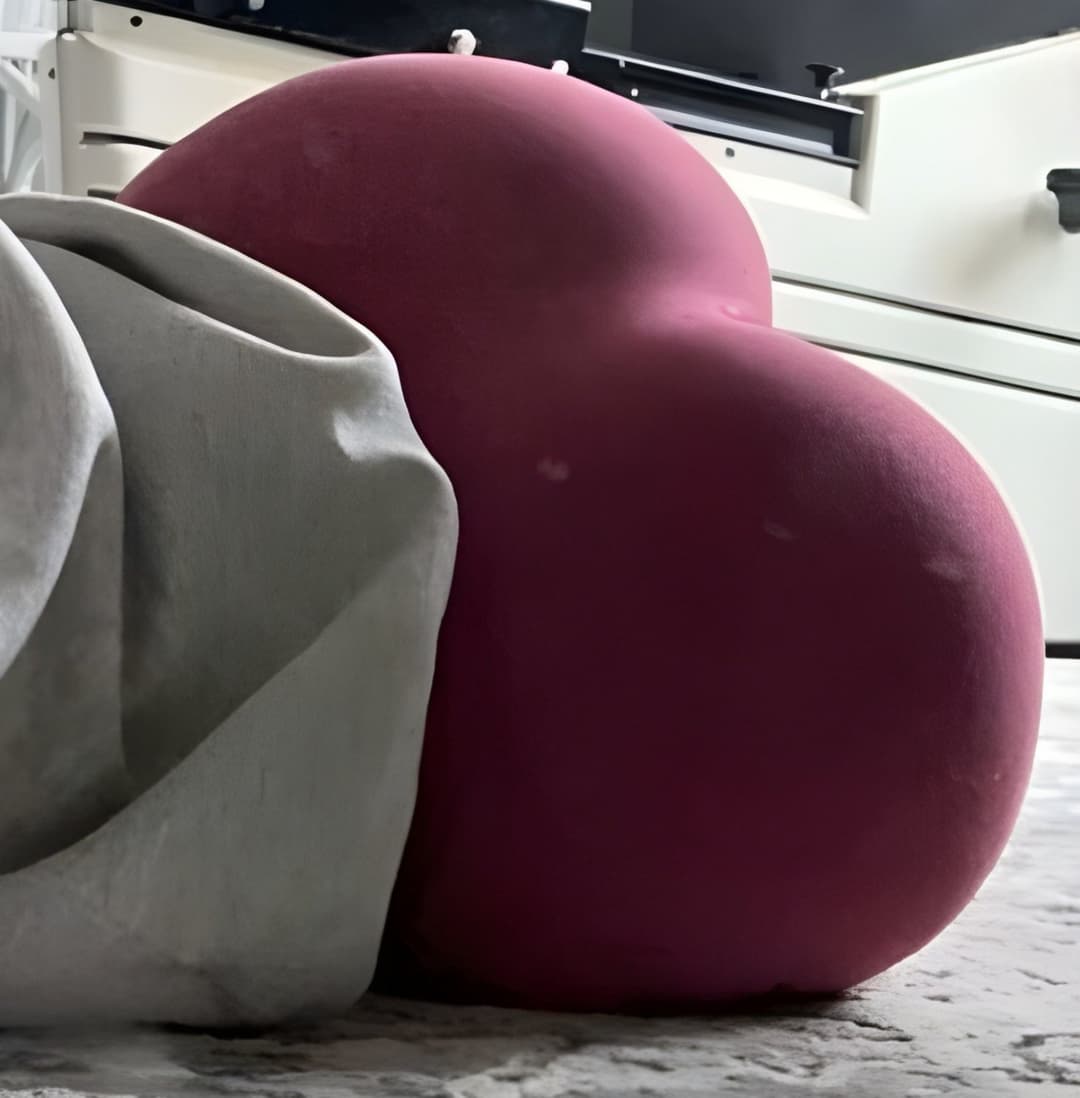 Blonde Canadian E-girl