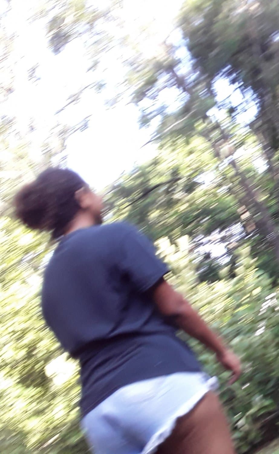 Morena Rabuda deliciosa com seu Shortinhos Safado