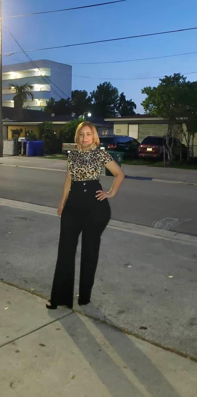 Amazing Latina milf with best hips and curves all natural