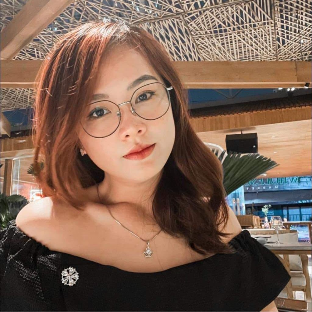 New toy to use, cum hard for her and save her pics