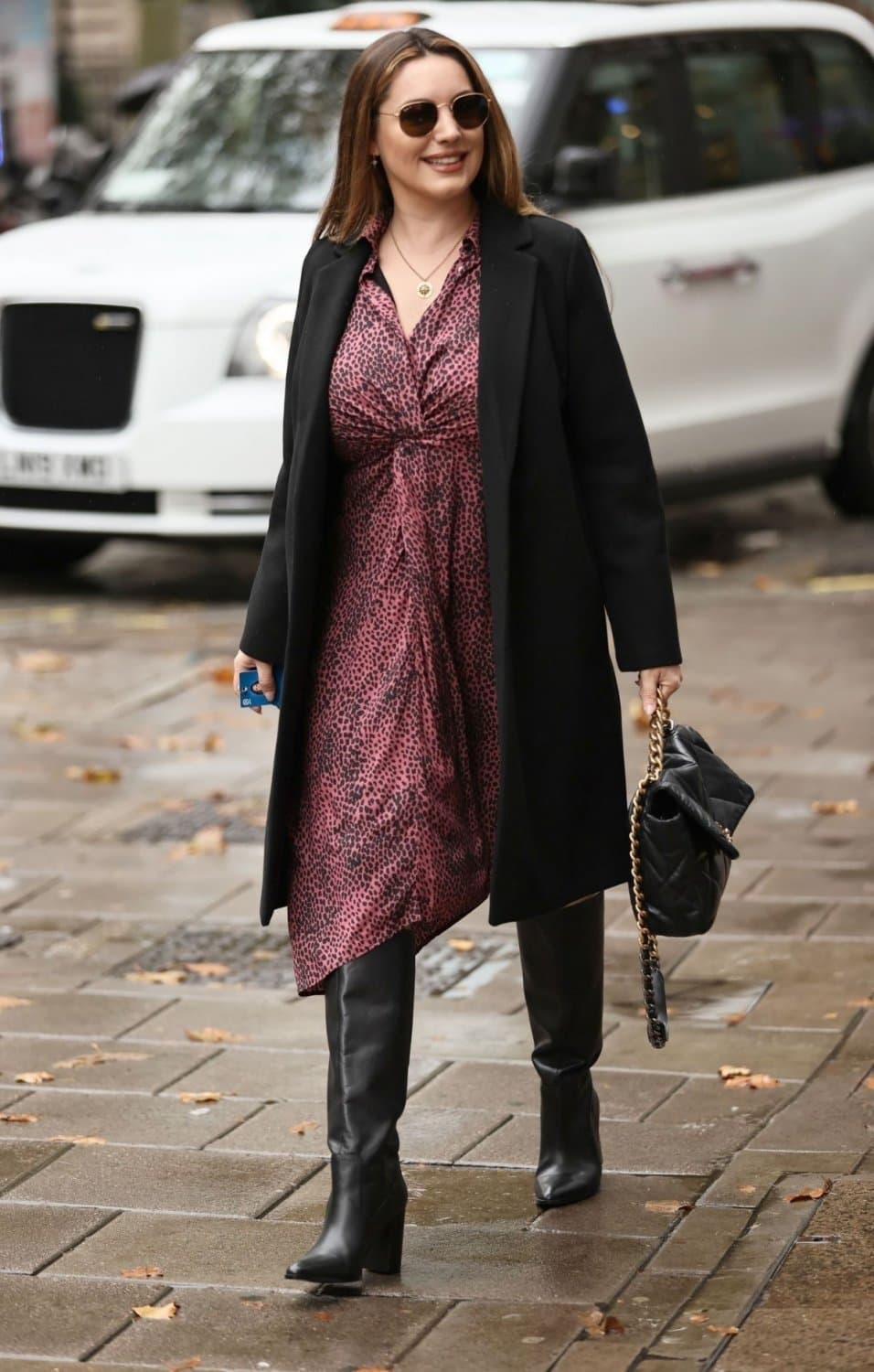 Kelly Brook - Black Knee High Leather Boots