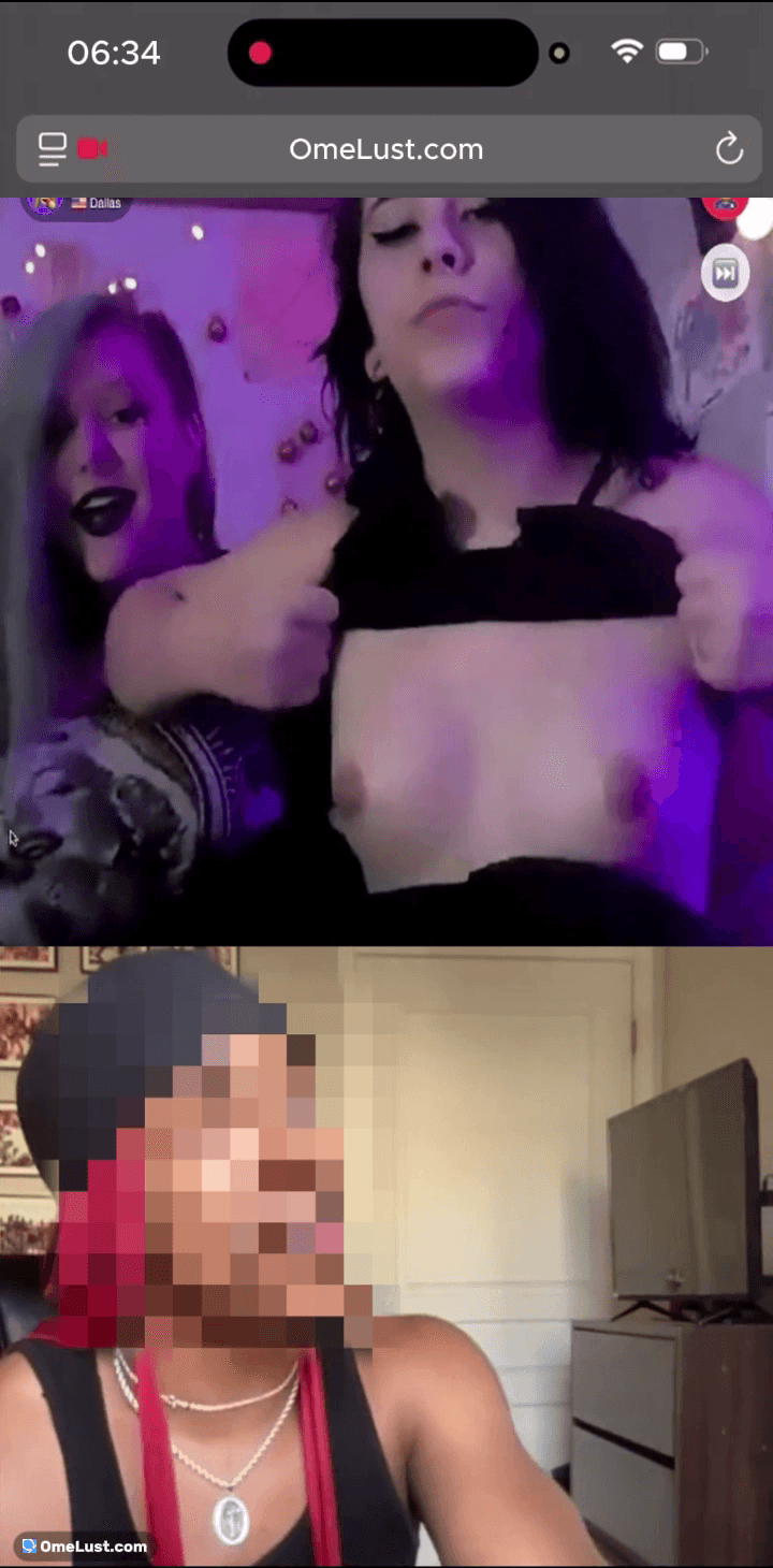 ✊?? Emo girls flash boobs - 2025-05-19