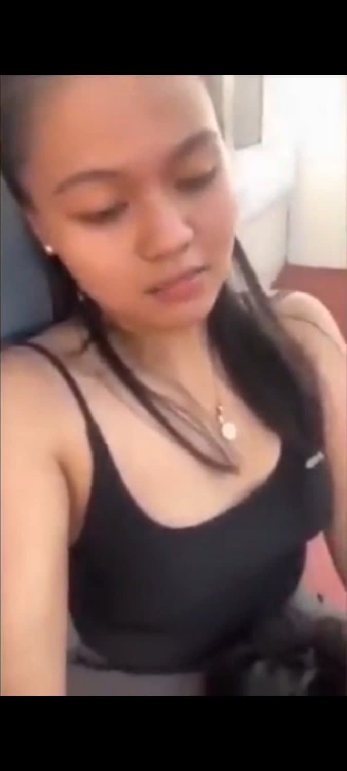 Asian Horny Slut girlfriend loves to record each and every private oral sex moment.