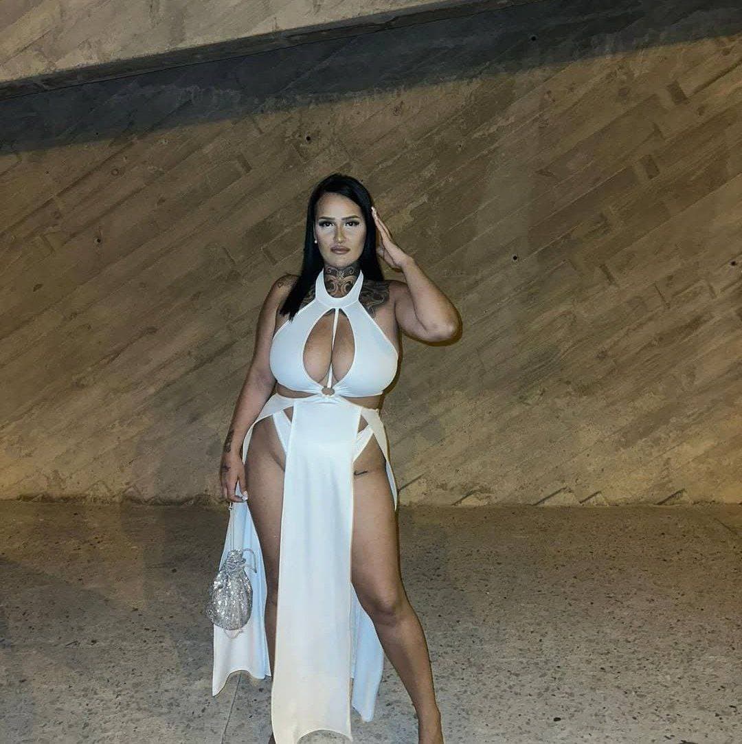 Mery, va de chula y es una puta barata más