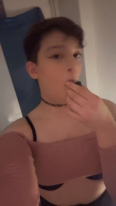 Fail male Kevin Sabio to Kayla Rachels Sissy