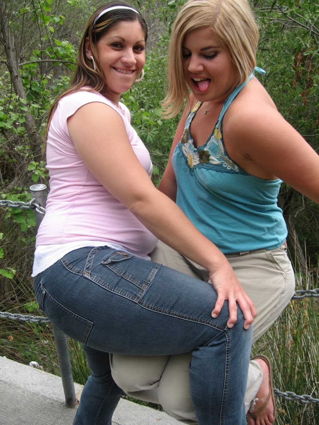 Friends group mooning around San Diego