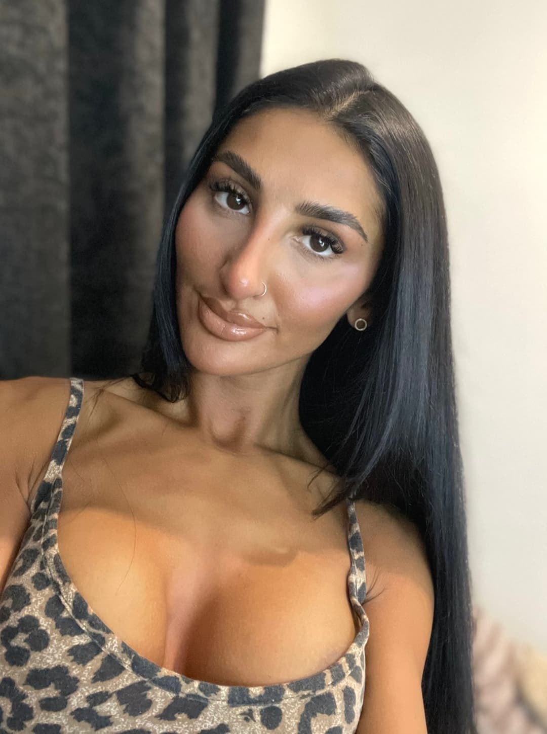 Animal print dress + hot Asian = fuck time