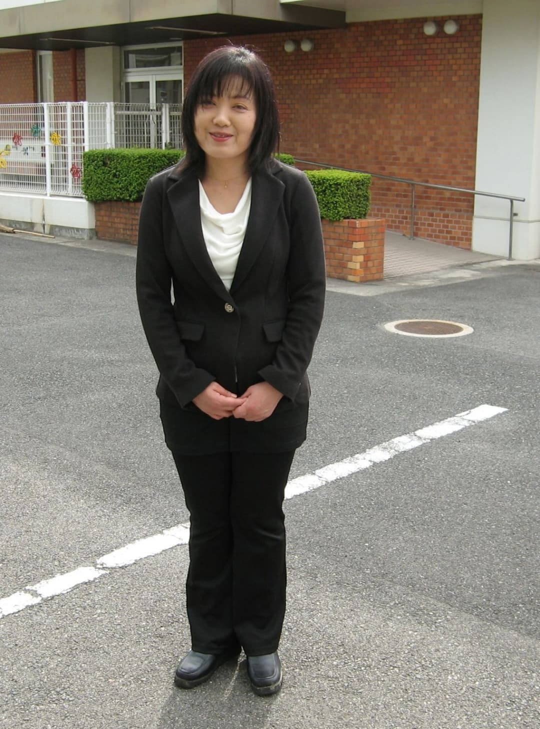 Click to view full size japanese mature slut teacher