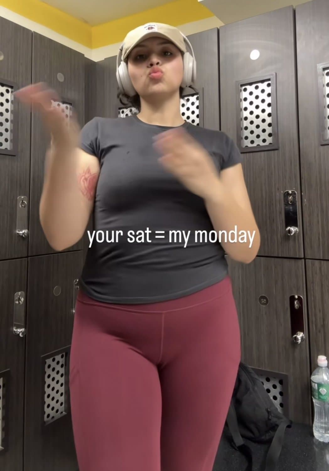 Is she showing what I think she’s showing ?